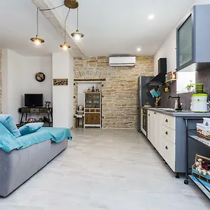 https://apartment-nostalgija-benkovac.hotelinzadar.com